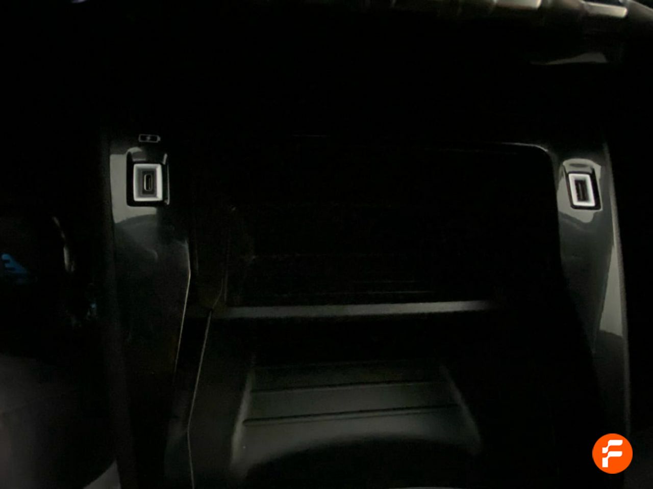 Foto Peugeot 208 13