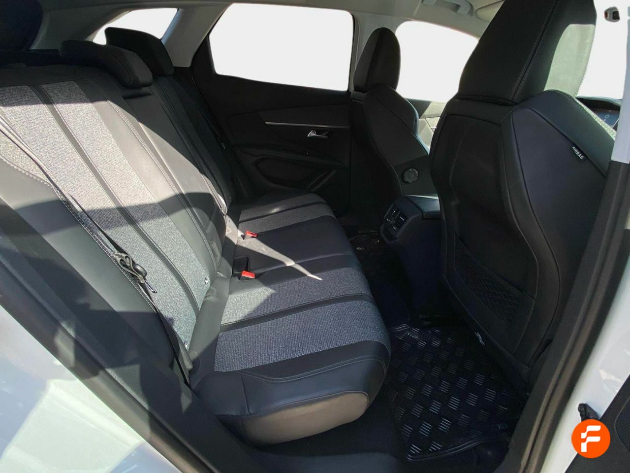 Foto Peugeot 3008 8