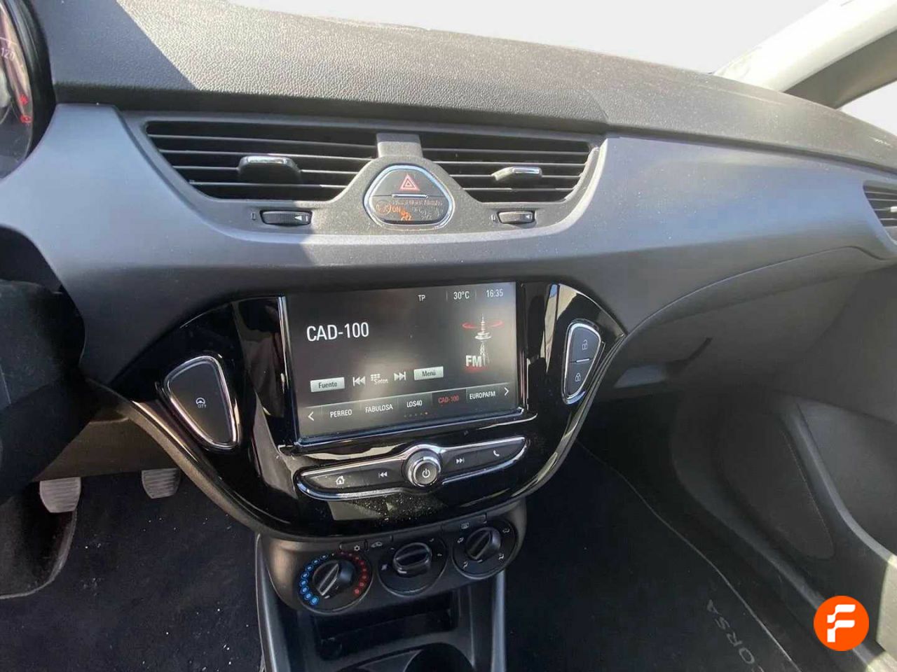 Foto Opel Corsa 11