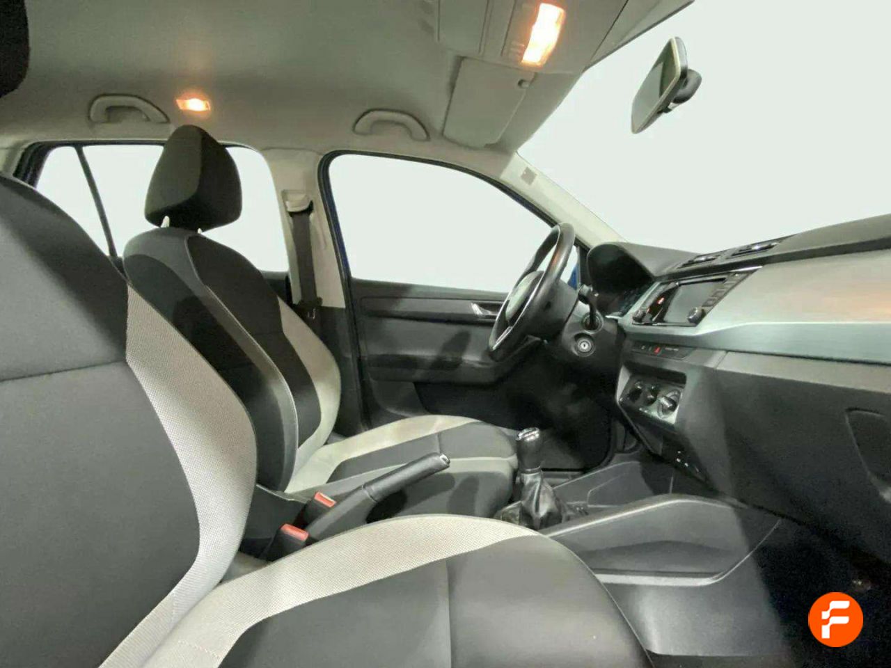 Foto Skoda Fabia 14