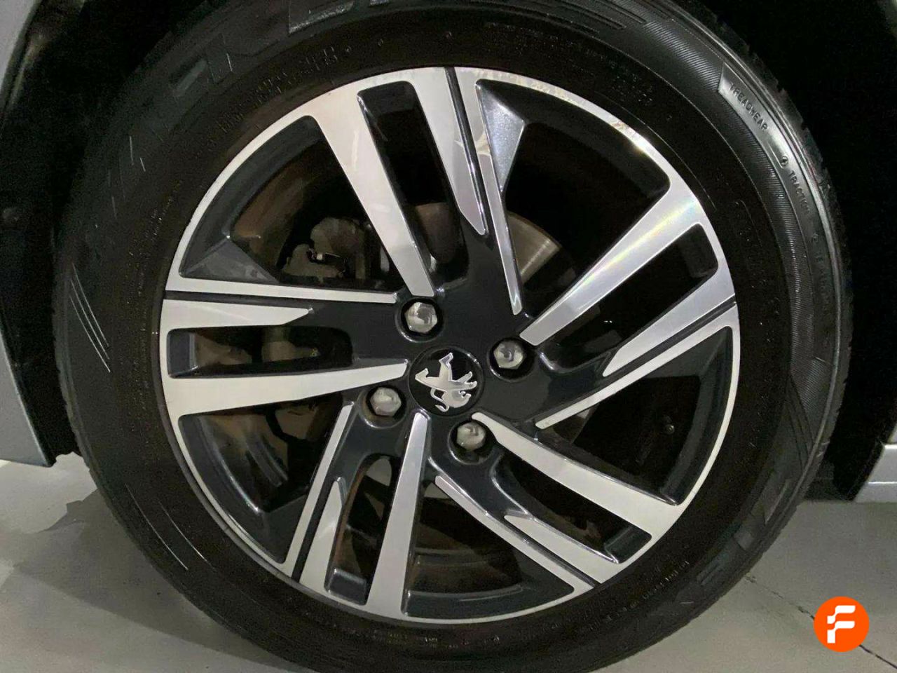 Foto Peugeot 208 25