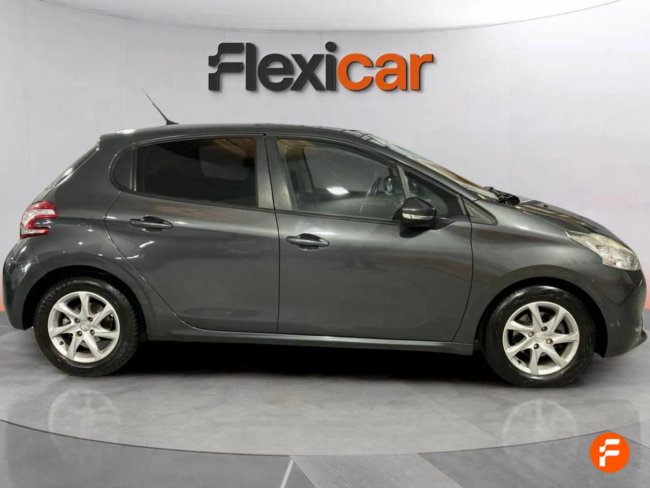 Foto Peugeot 208 5