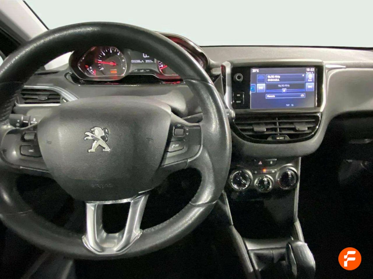 Foto Peugeot 208 11