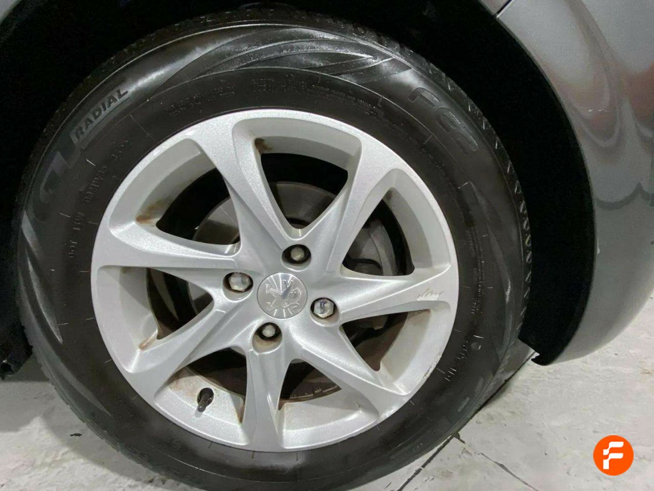 Foto Peugeot 208 23