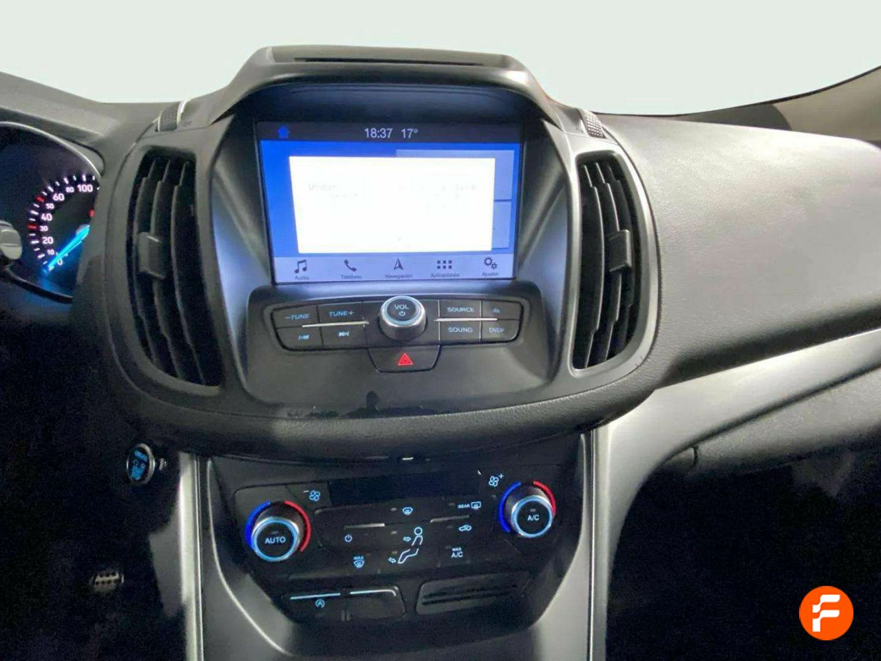 Foto Ford Kuga 12