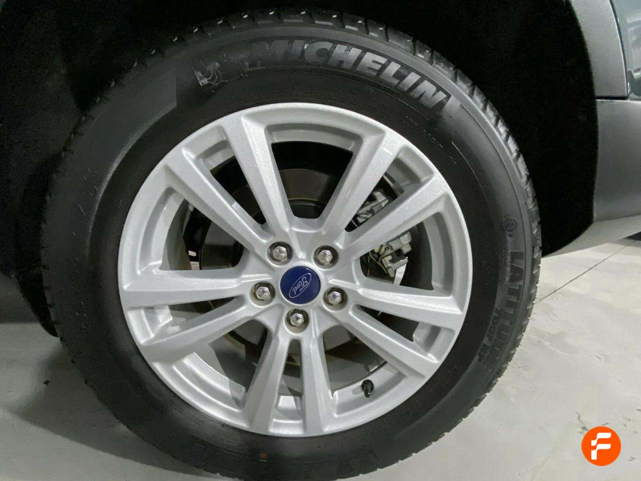 Foto Ford Kuga 28