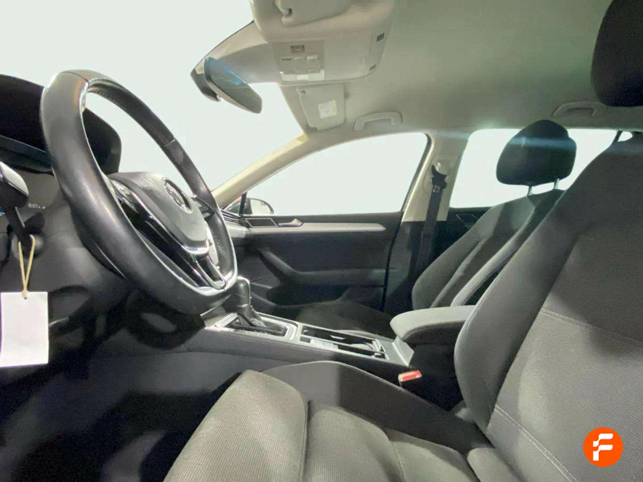 Foto Volkswagen Passat 14