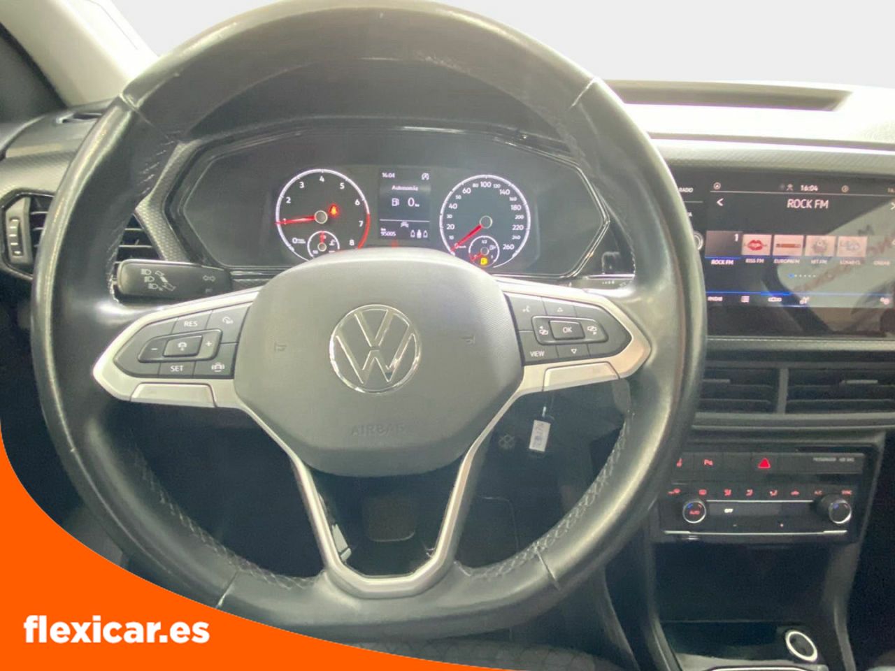 Foto Volkswagen T-Cross 15