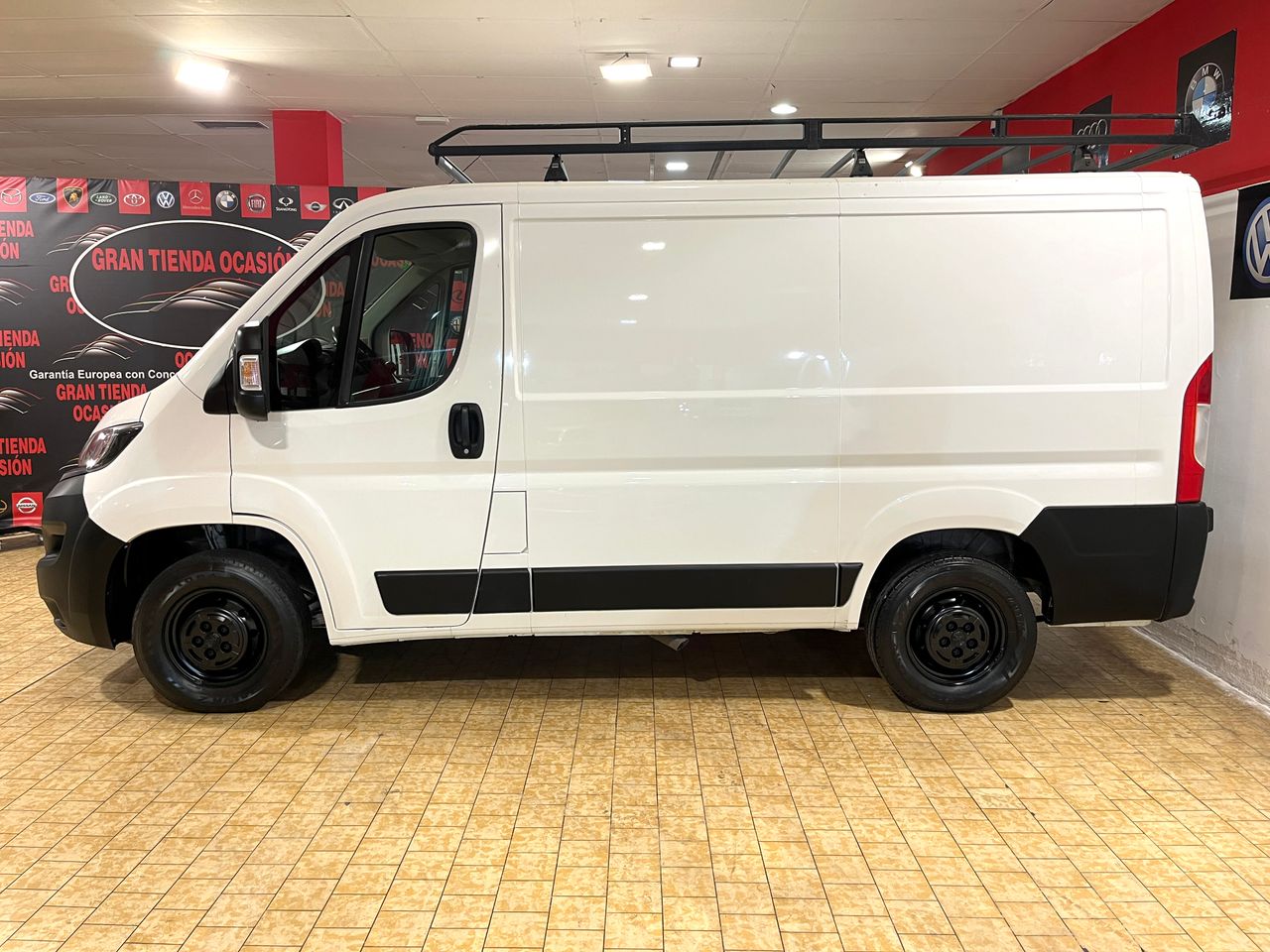 Foto Peugeot Boxer 12