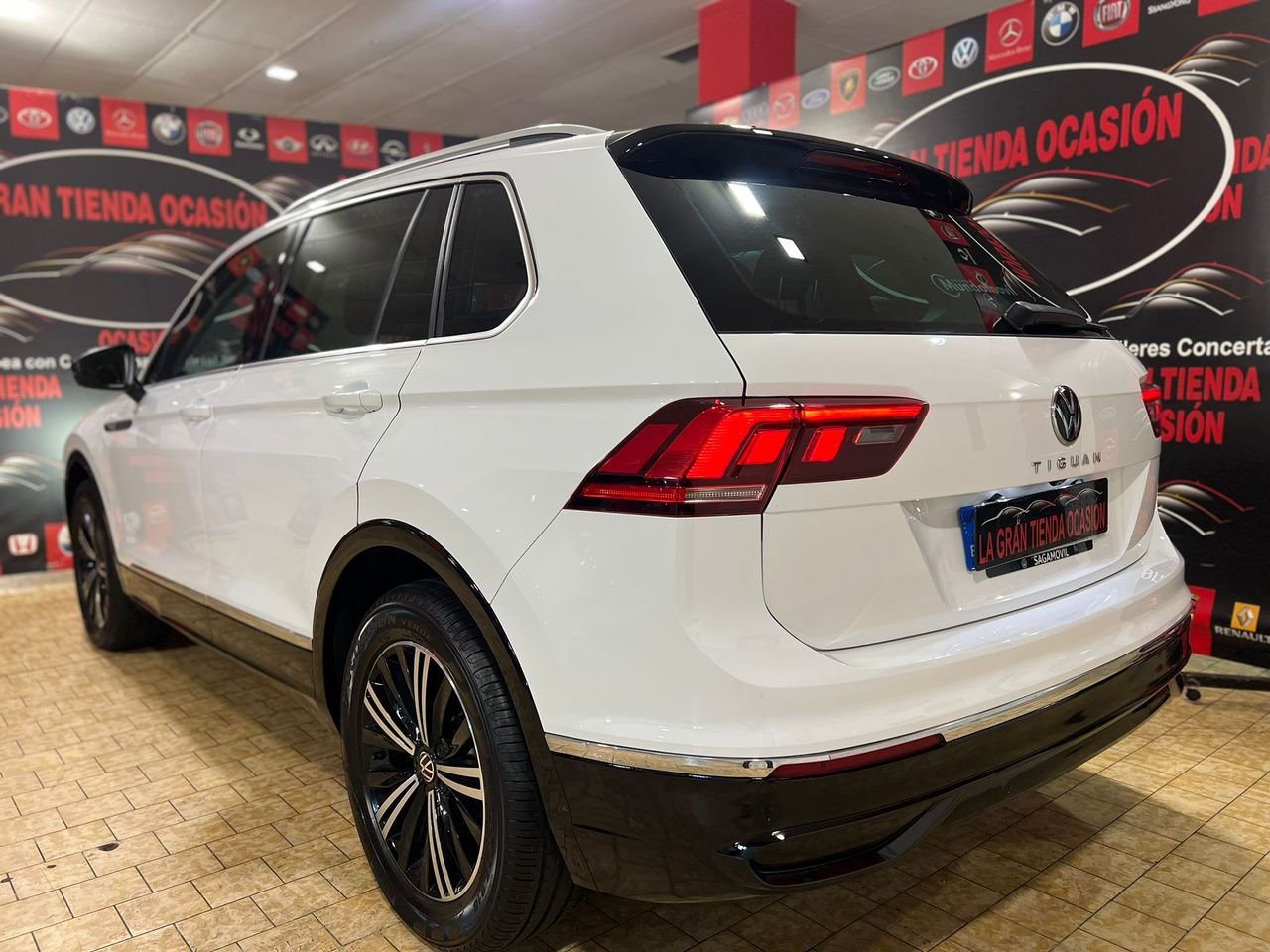 Foto Volkswagen Tiguan 14