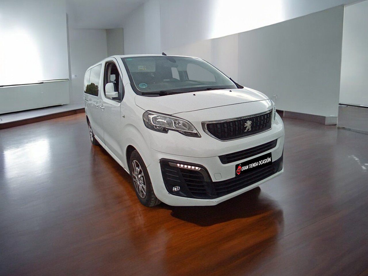 Foto Peugeot Traveller 3