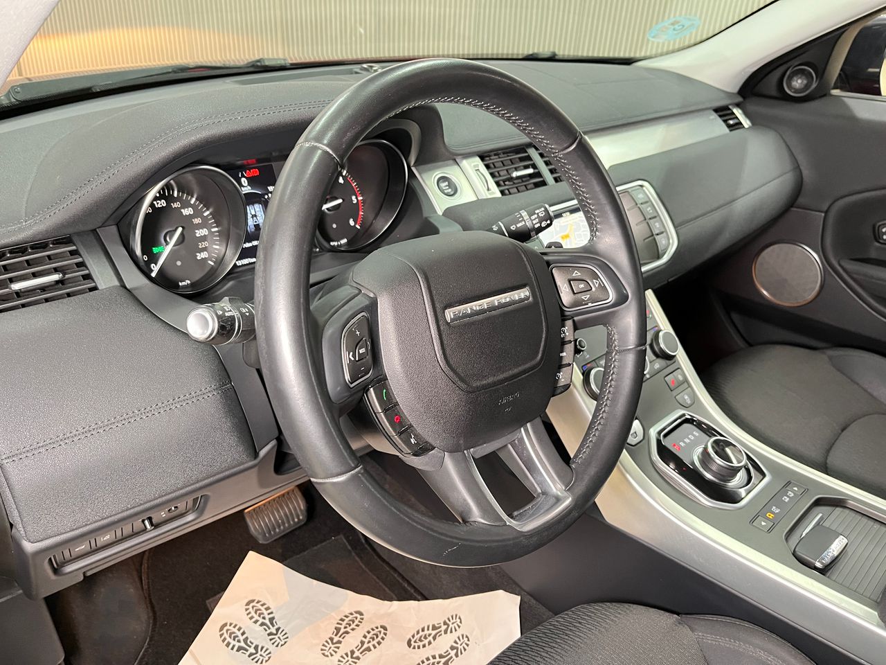 Foto Land-Rover Range Rover Evoque 11