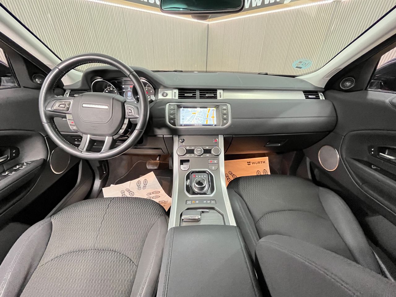 Foto Land-Rover Range Rover Evoque 12