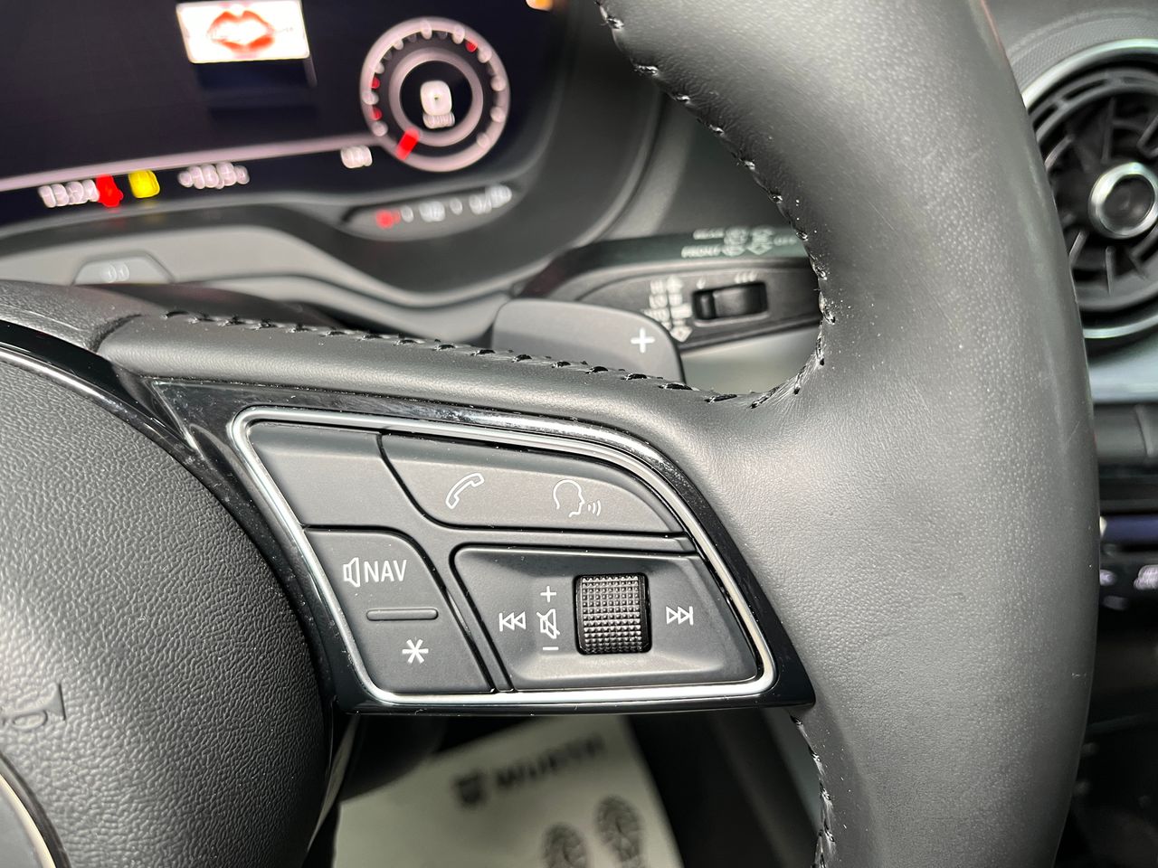 Foto Audi Q2 16