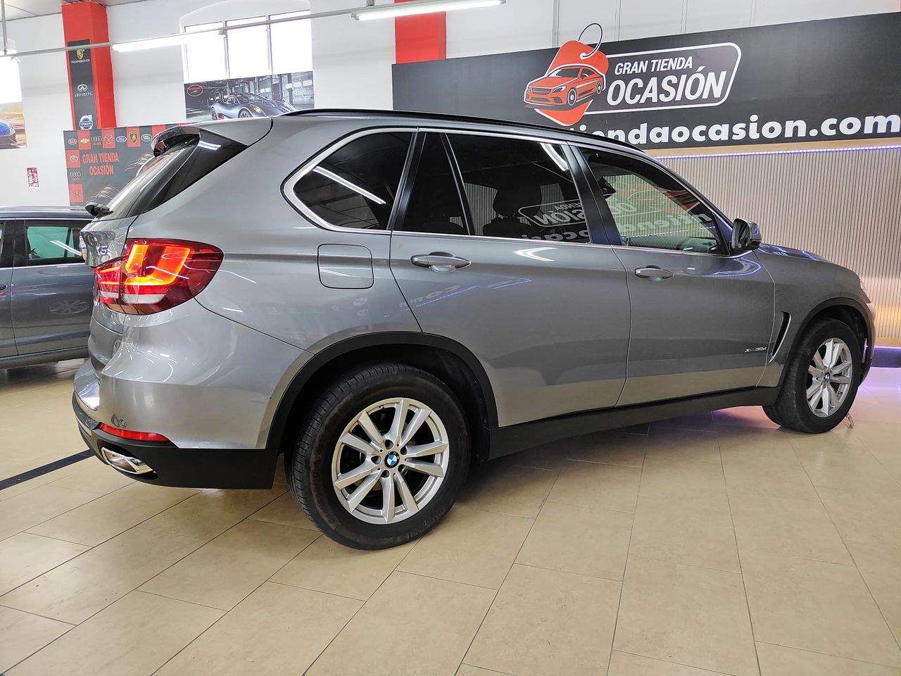 Foto BMW X5 7