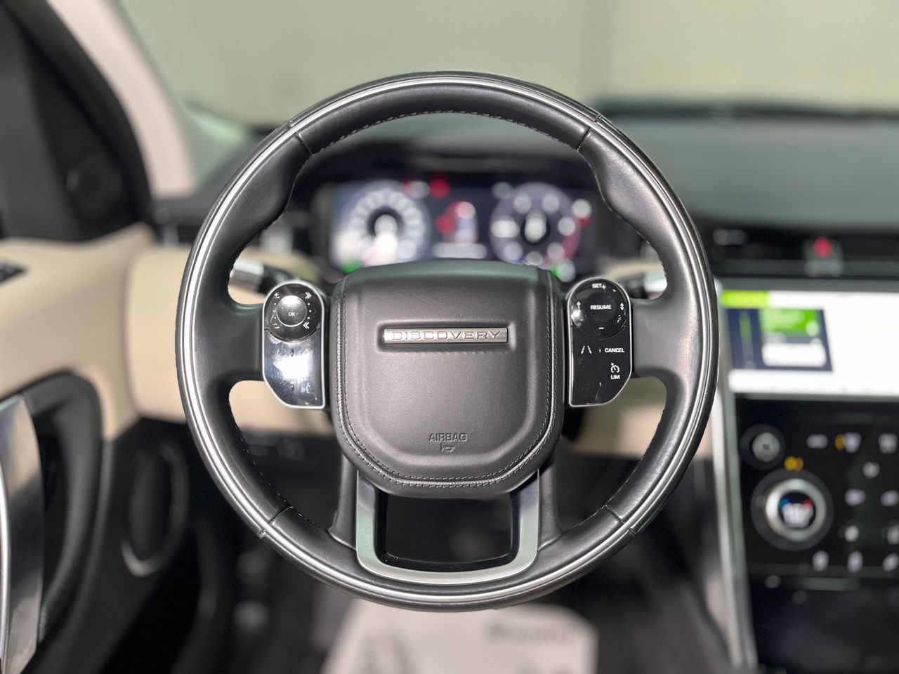 Foto Land-Rover Discovery Sport 14