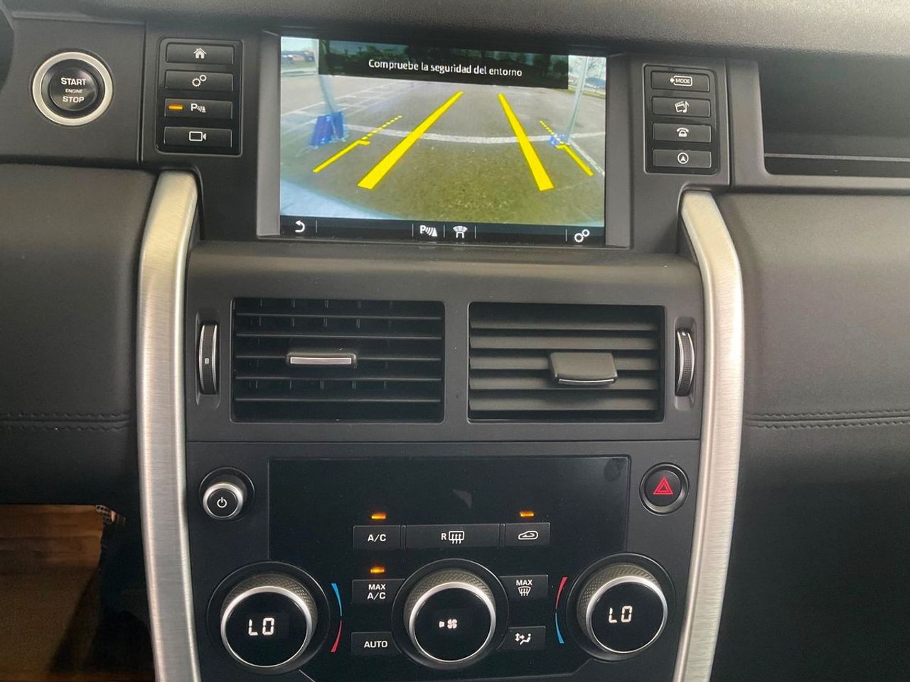 Foto Land-Rover Discovery Sport 14
