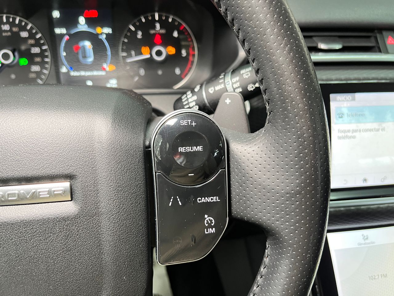 Foto Land-Rover Range Rover Velar 17