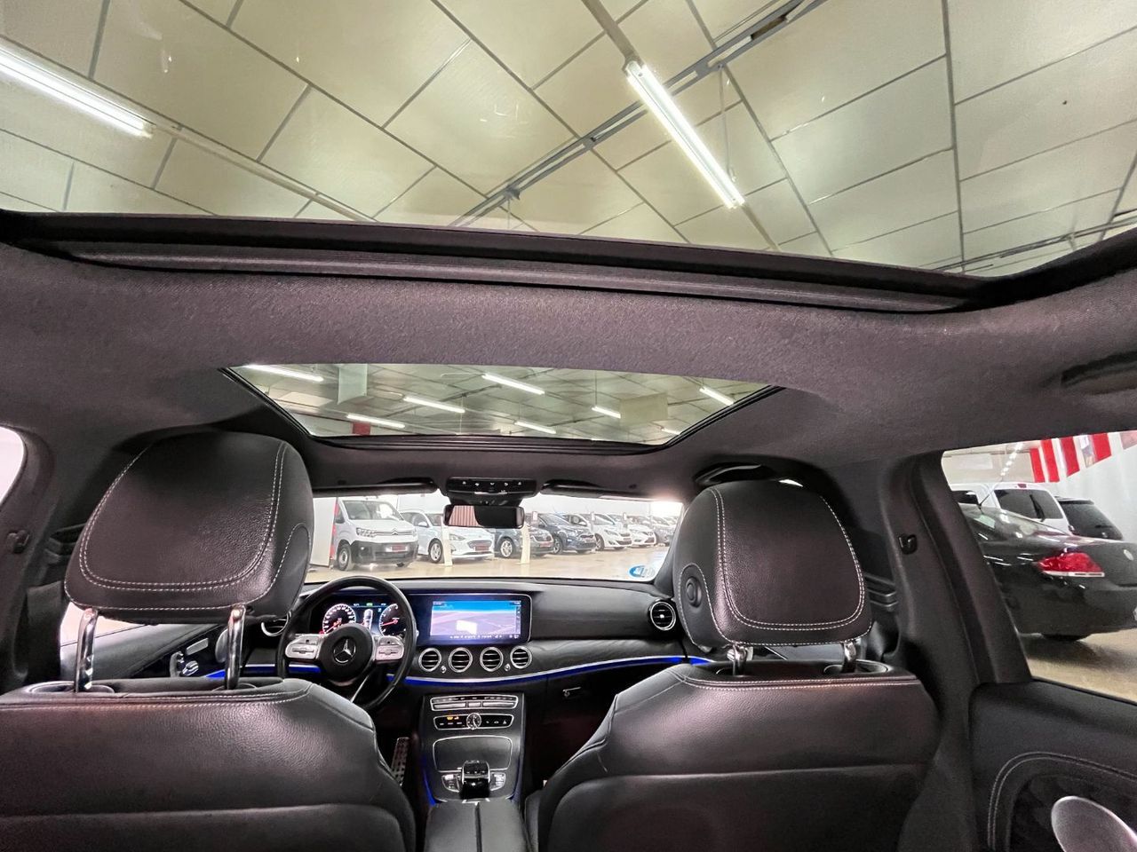 Foto Mercedes-Benz Clase E 26