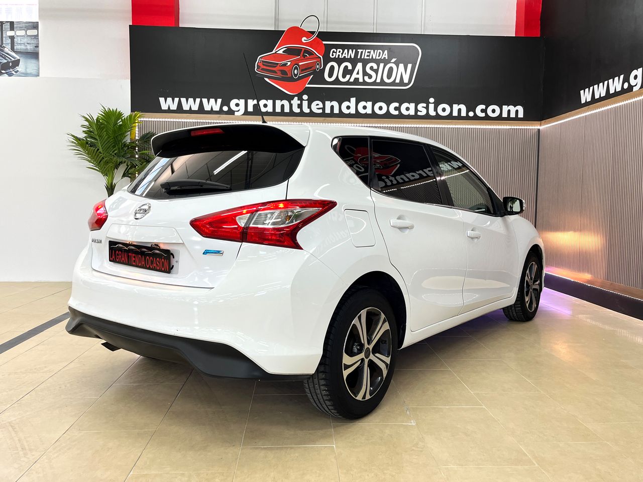 Foto Nissan Pulsar 6