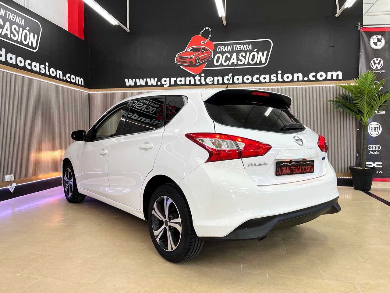 Foto Nissan Pulsar 9