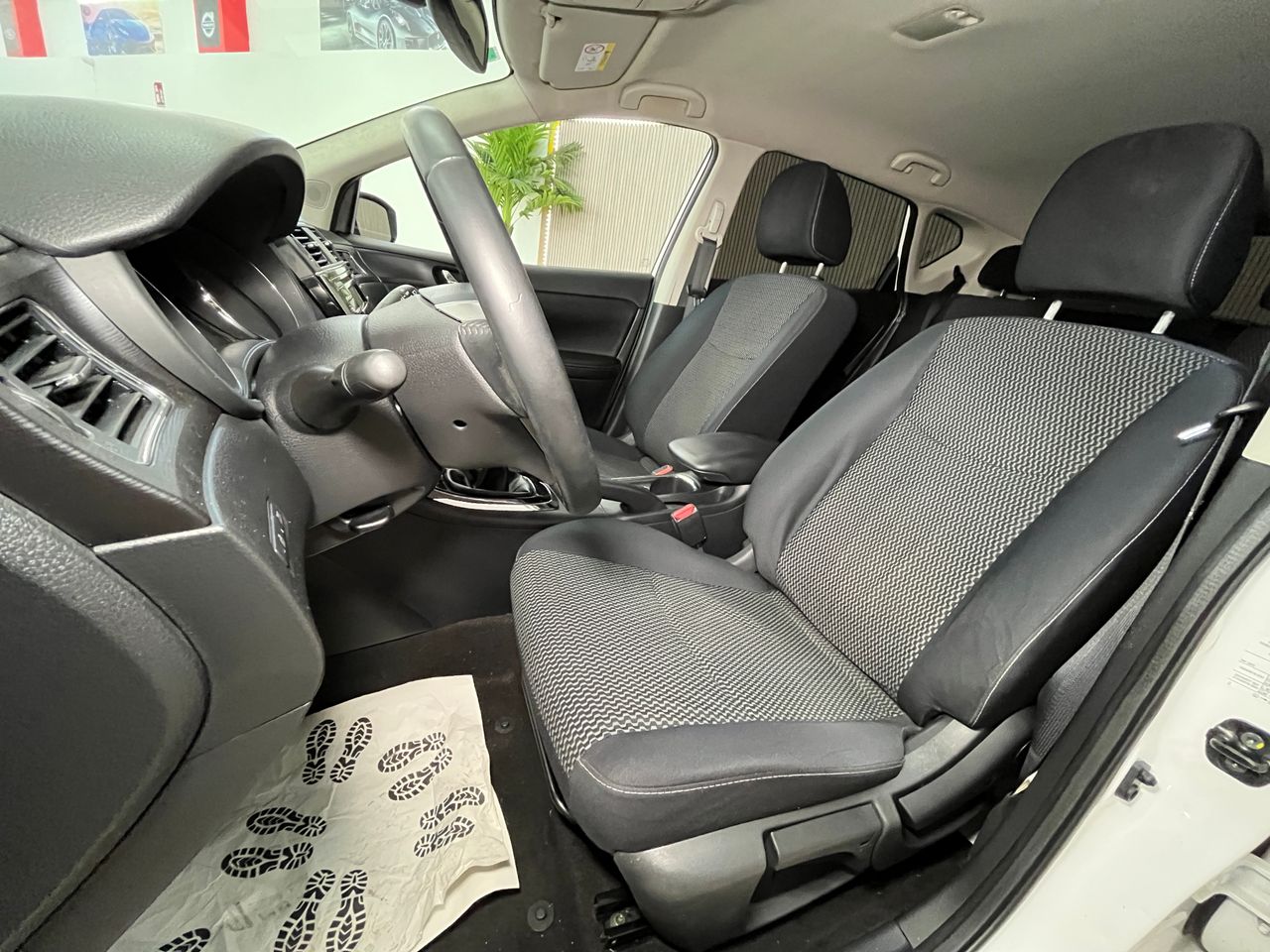 Foto Nissan Pulsar 10