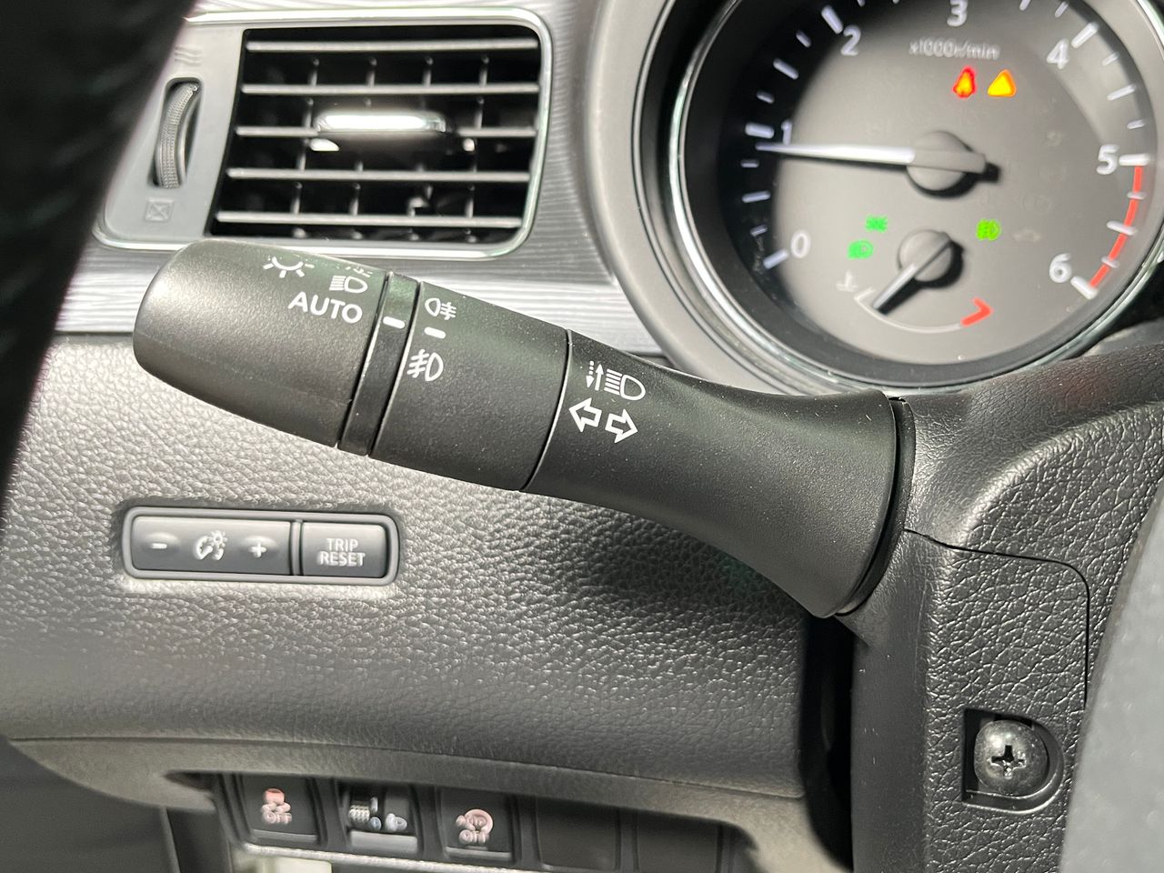 Foto Nissan Pulsar 17