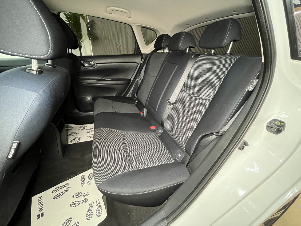 Foto Nissan Pulsar 25