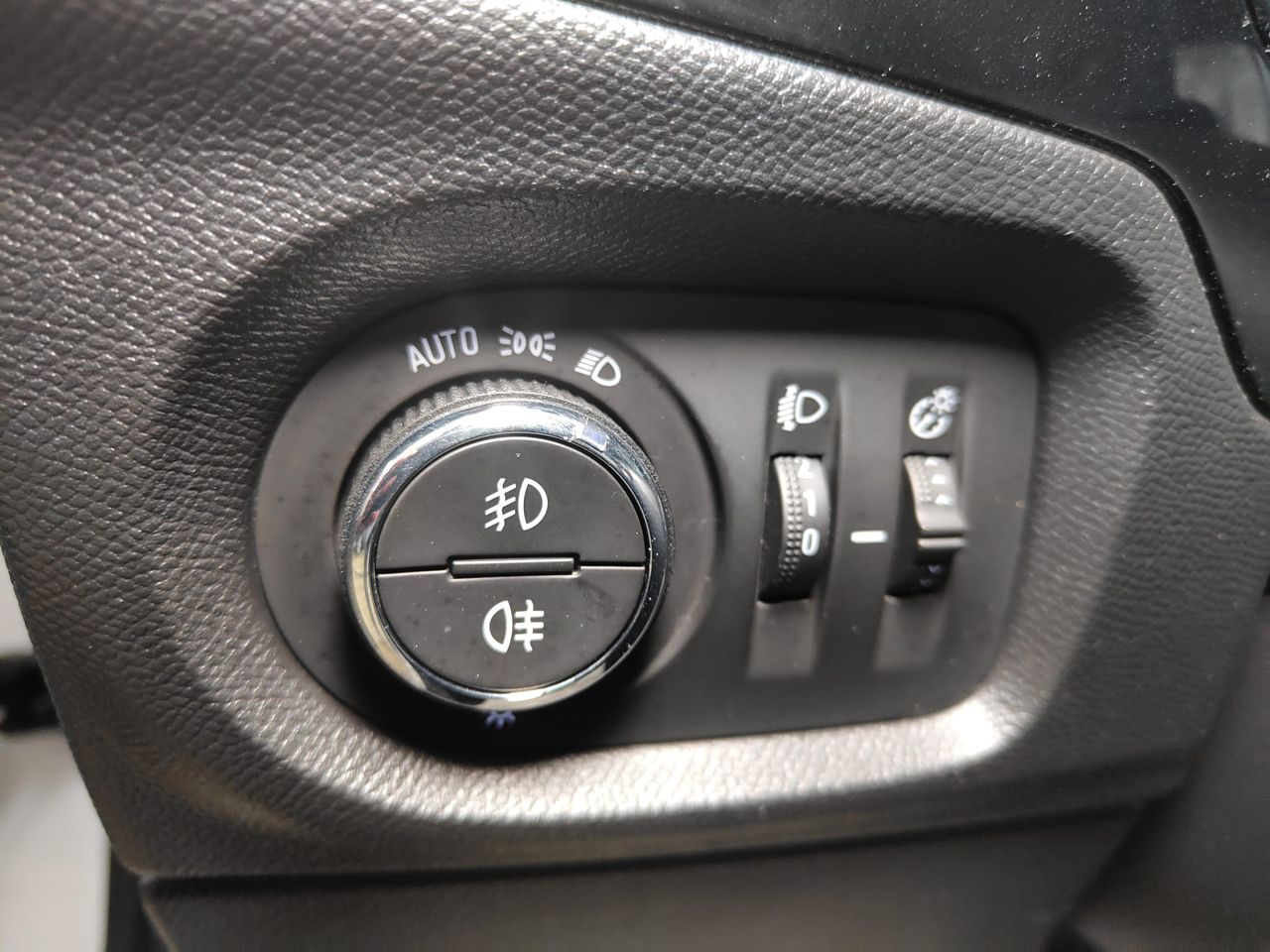 Foto Opel Corsa 24