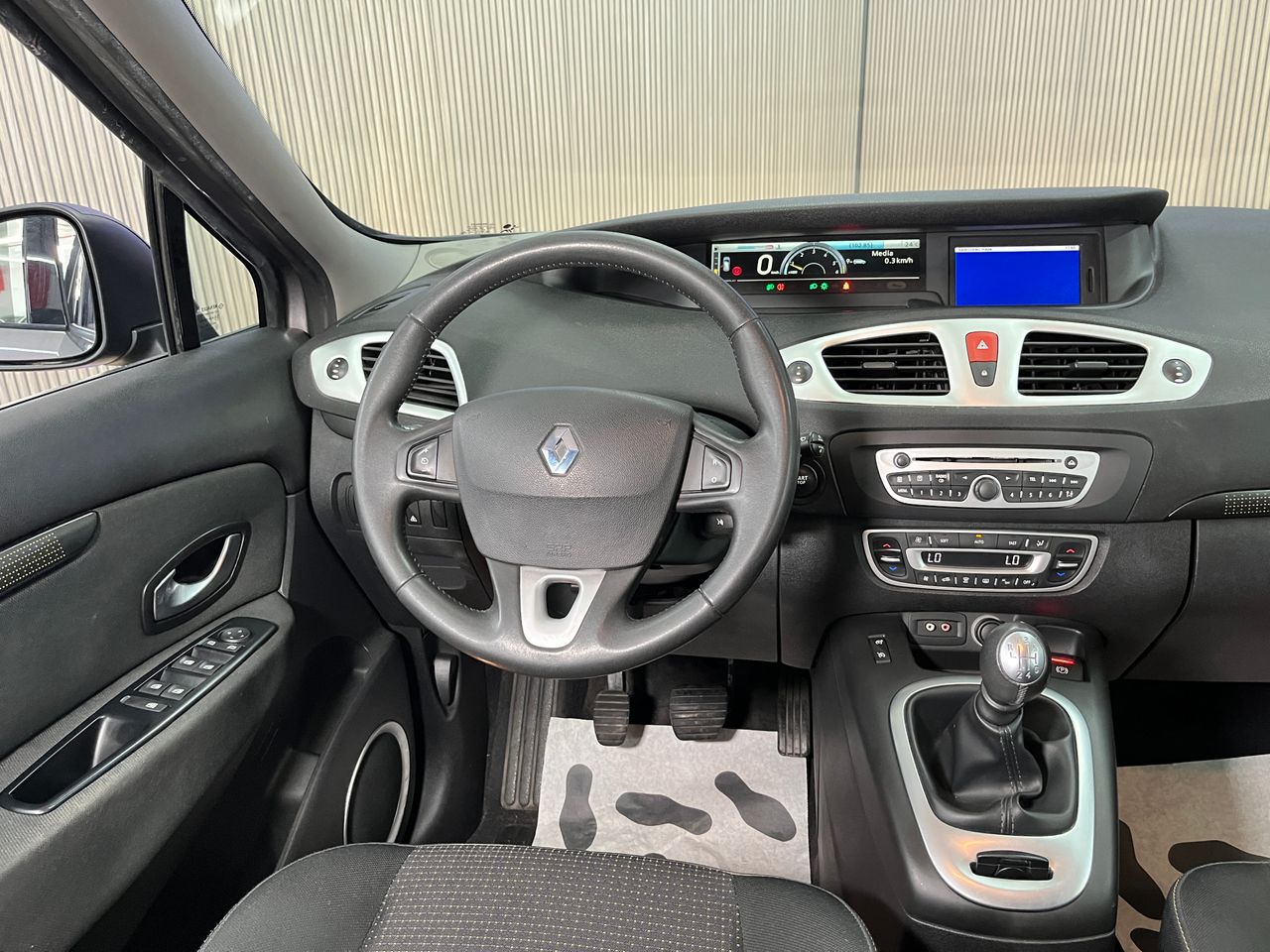 Foto Renault Scénic 11