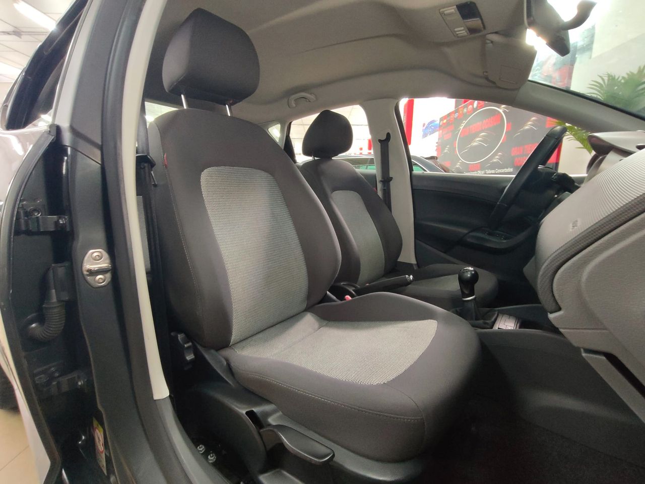 Foto Seat Ibiza 11