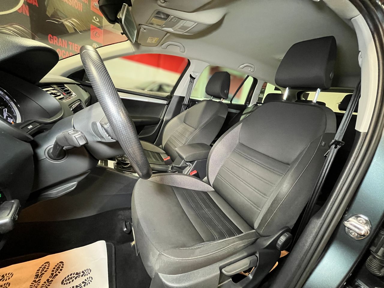 Foto Skoda Octavia 10