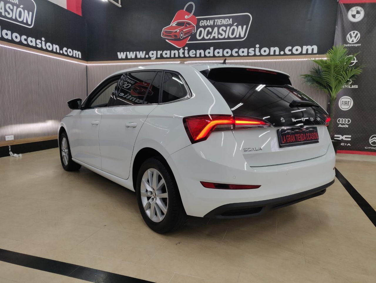 Foto Skoda Scala 2