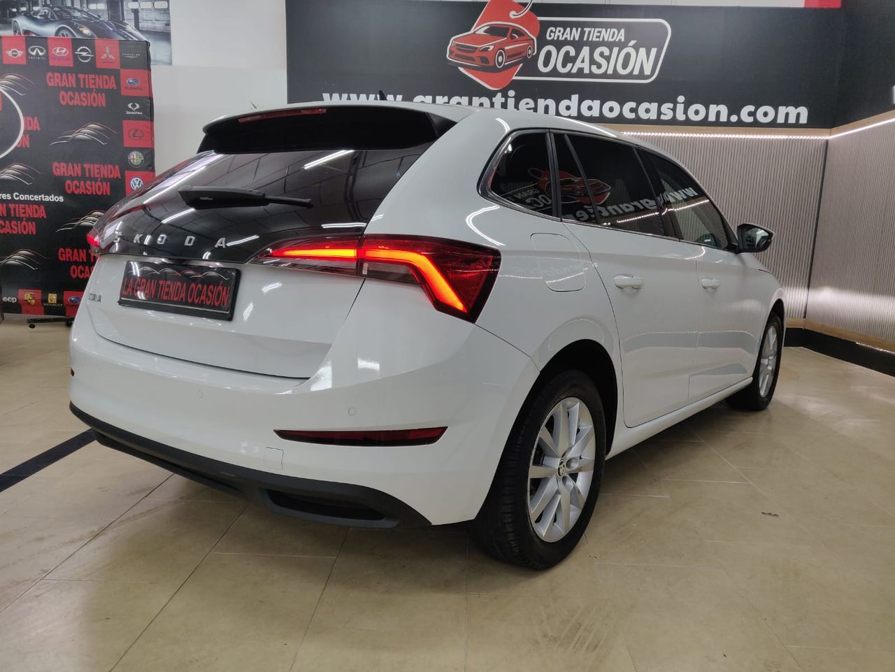 Foto Skoda Scala 6