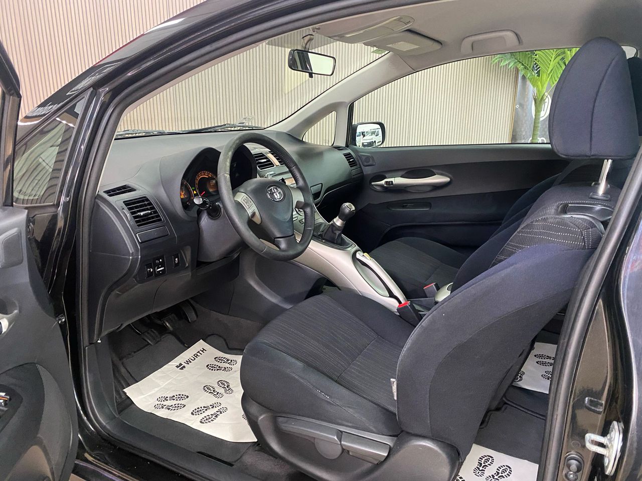 Foto Toyota Auris 9