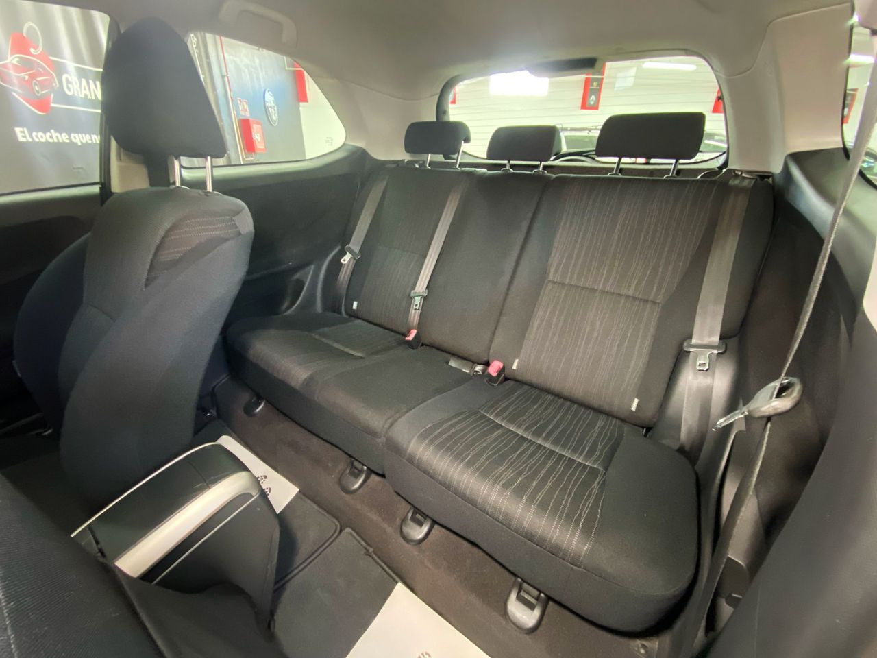 Foto Toyota Auris 16