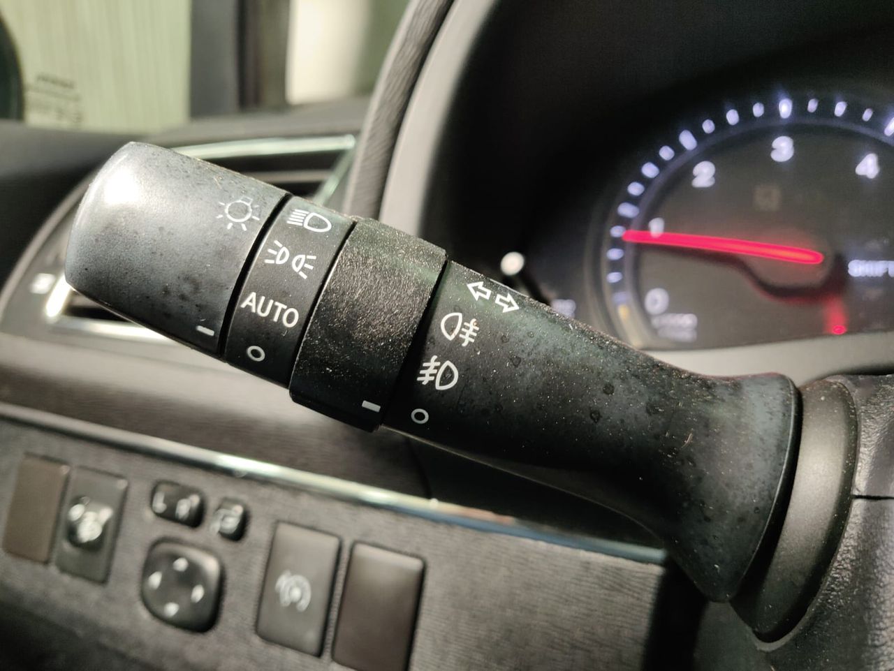 Foto Toyota Avensis 17