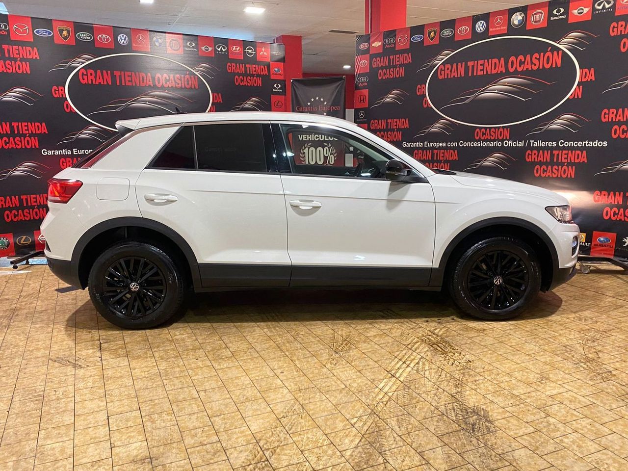 Foto Volkswagen T-Roc 8