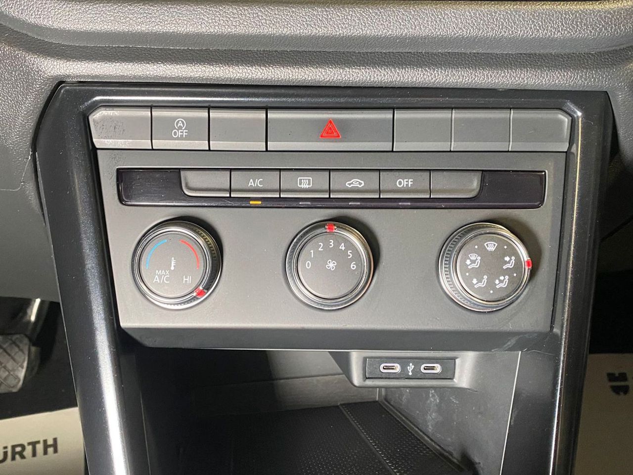 Foto Volkswagen T-Roc 20