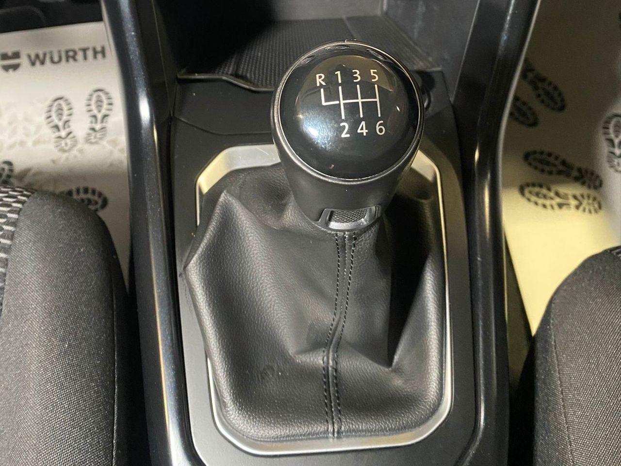 Foto Volkswagen T-Roc 21