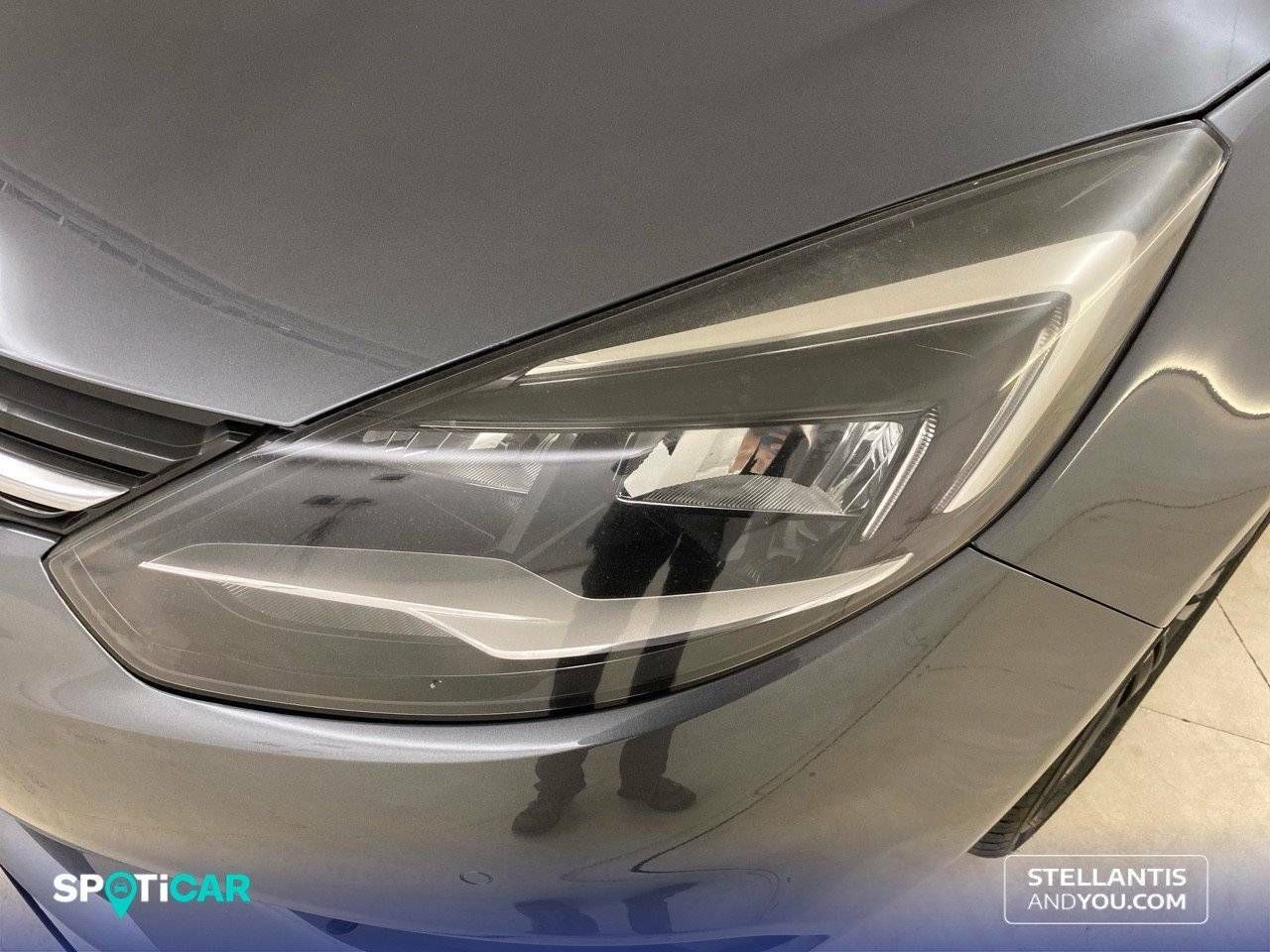 Foto Opel Zafira 12