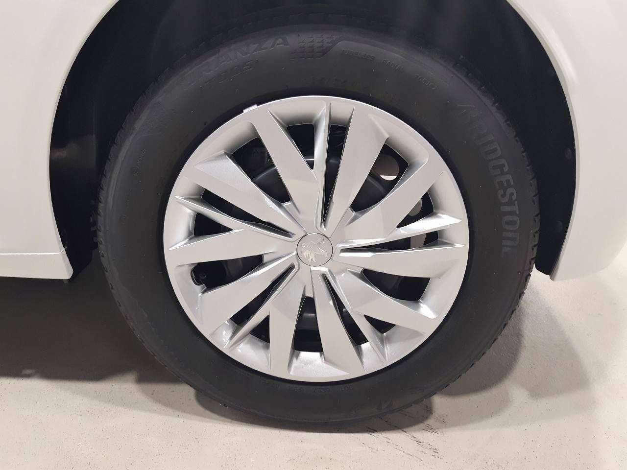 Foto Peugeot 208 11