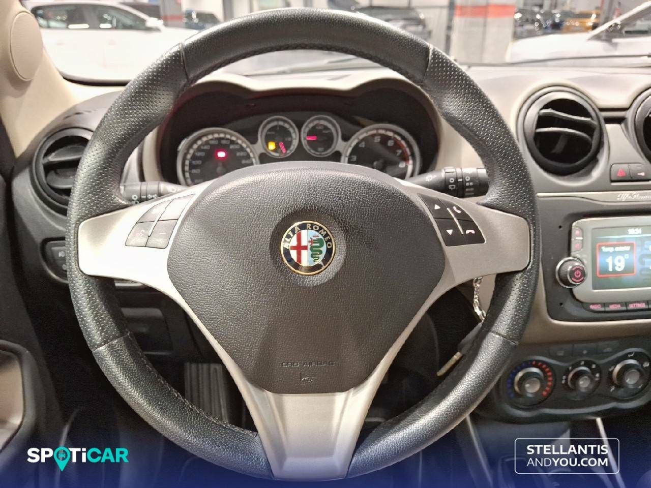 Foto Alfa Romeo Mito 13