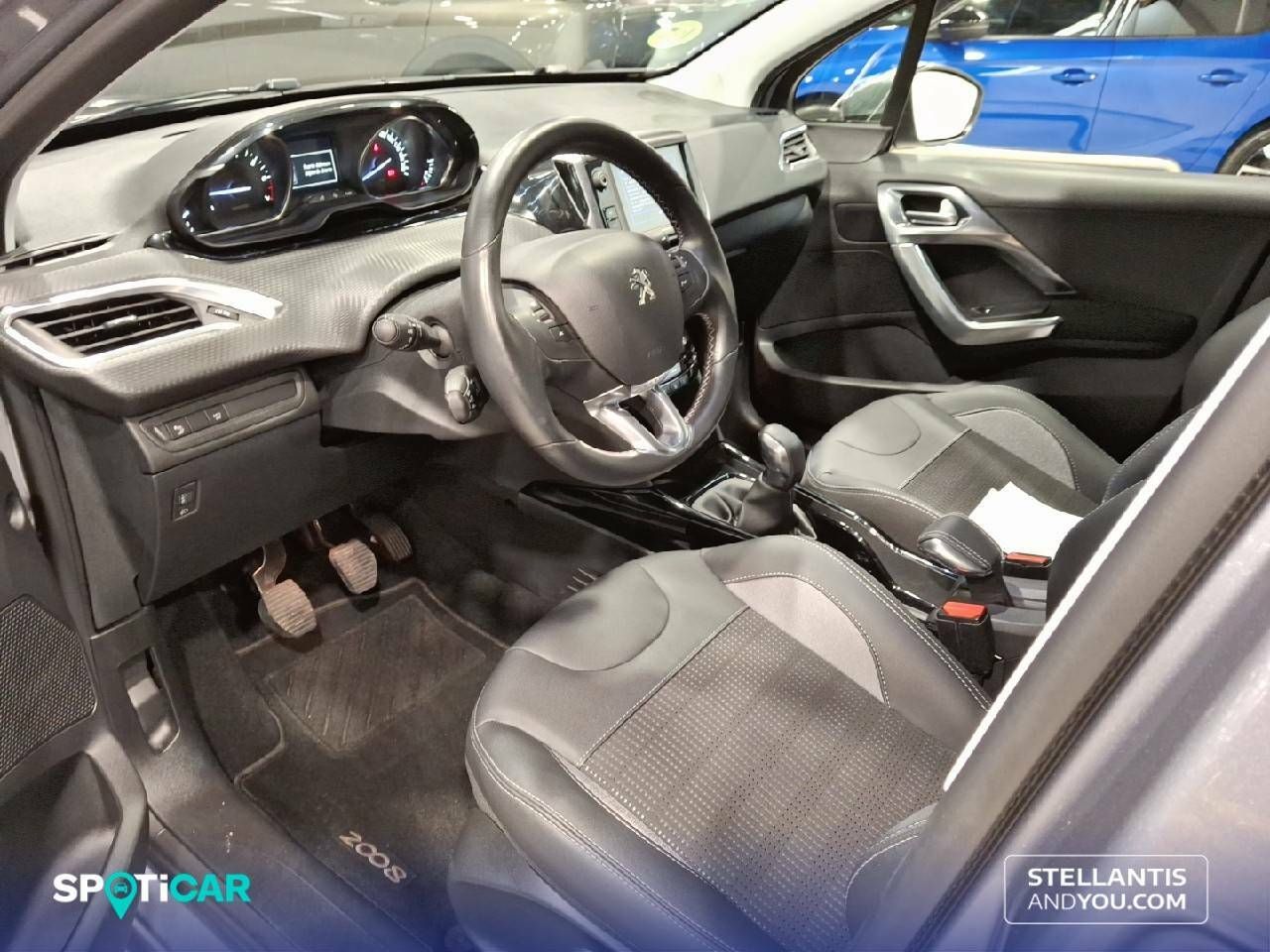Foto Peugeot 2008 9