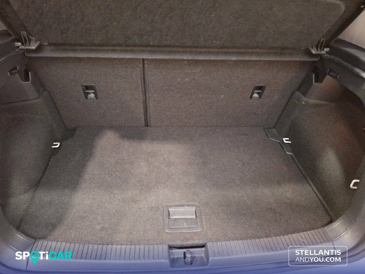 Foto Volkswagen T-Cross 6