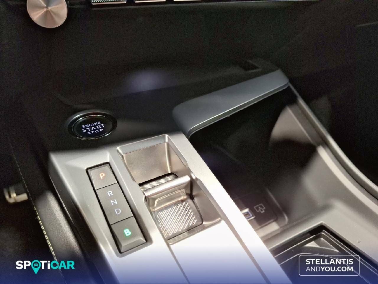 Foto Peugeot 408 19