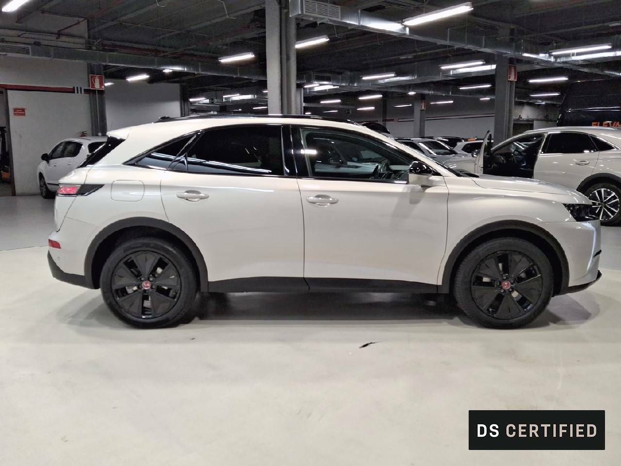 Foto DS Automobiles DS 7 4