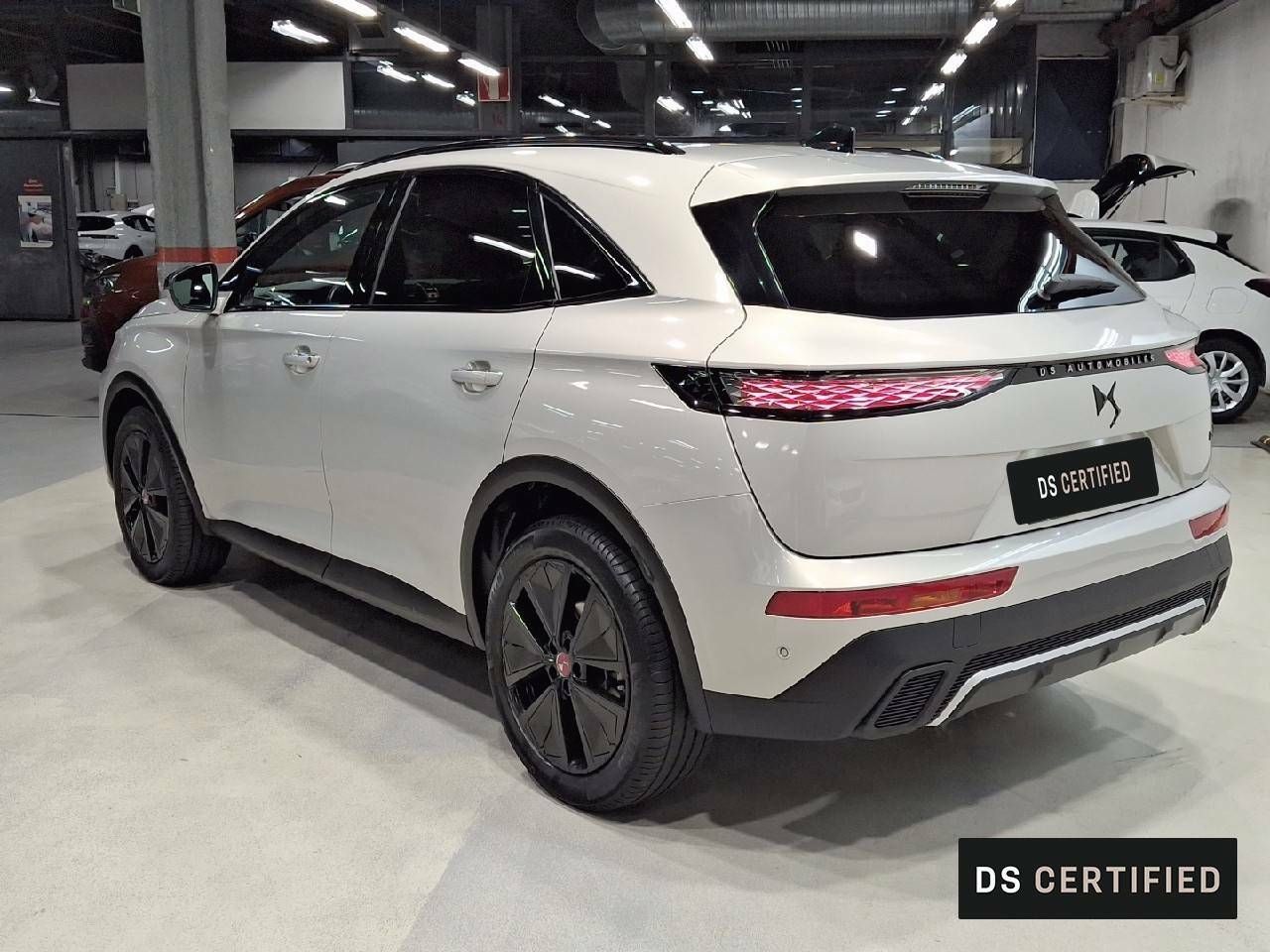 Foto DS Automobiles DS 7 7