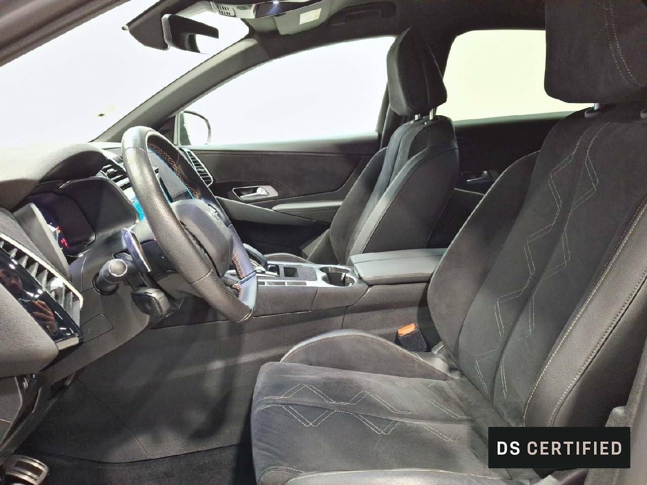 Foto DS Automobiles DS 7 9