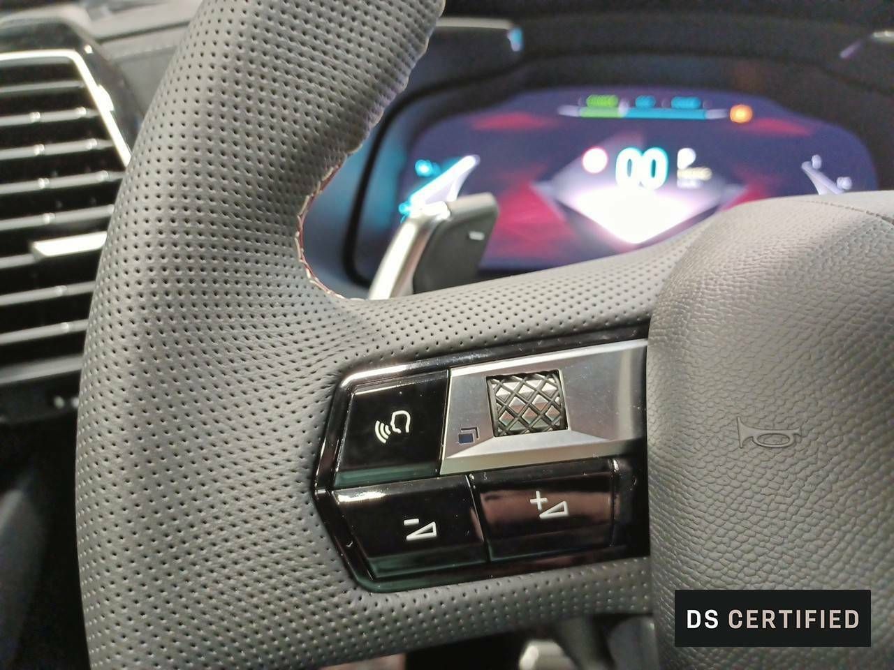Foto DS Automobiles DS 7 13